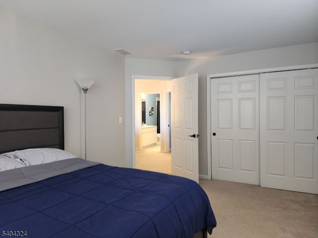 17 Bowers Dr, Allamuchy Twp., NJ 07840