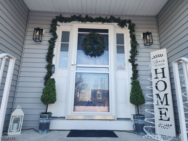 17 Bowers Dr, Allamuchy Twp., NJ 07840