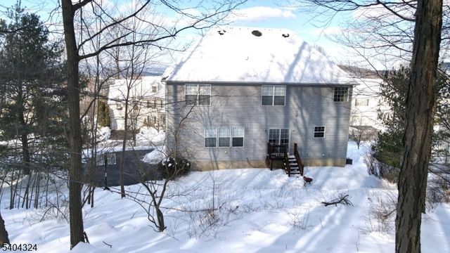 17 Bowers Dr, Allamuchy Twp., NJ 07840