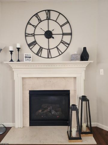 17 Bowers Dr, Allamuchy Twp., NJ 07840