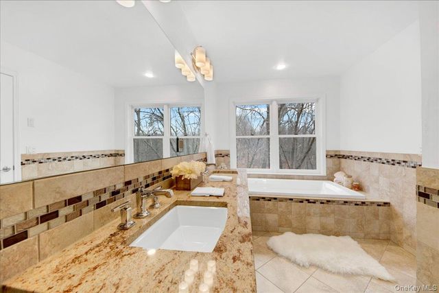 57 Old Town Crossing, Mount Kisco, NY 10549