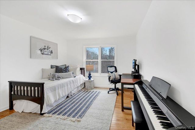 57 Old Town Crossing, Mount Kisco, NY 10549