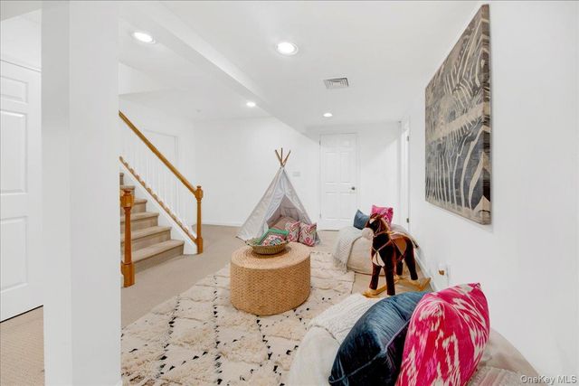 57 Old Town Crossing, Mount Kisco, NY 10549