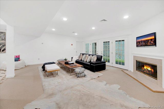 57 Old Town Crossing, Mount Kisco, NY 10549