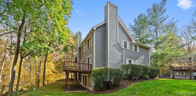 57 Old Town Crossing, Mount Kisco, NY 10549