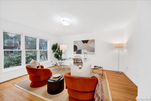 57 Old Town Crossing, Mount Kisco, NY 10549