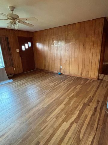 50 W Maytown Road, Ezel, KY 41425