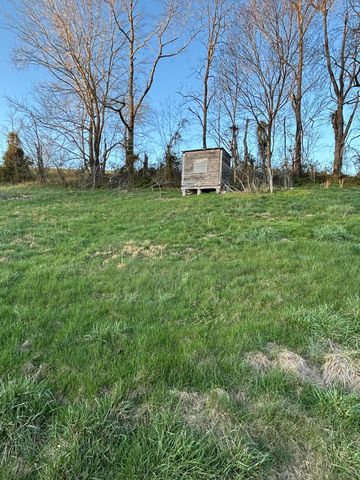 50 W Maytown Road, Ezel, KY 41425