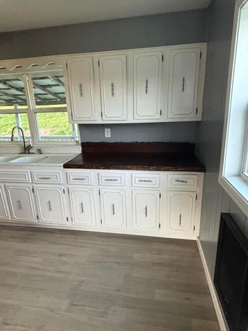 50 W Maytown Road, Ezel, KY 41425