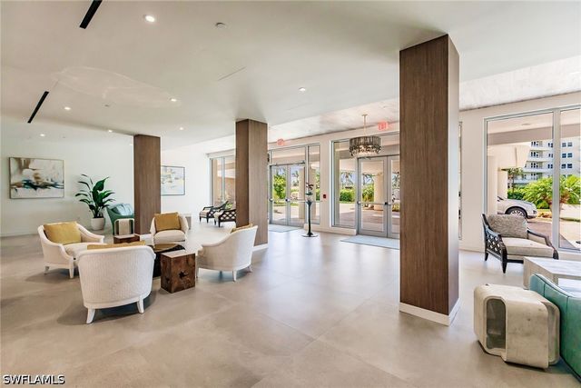 260 Seaview CT 904, Marco Island, FL 34145