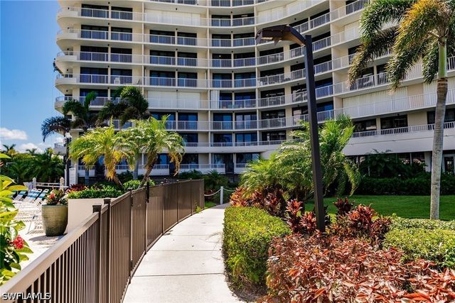 260 Seaview CT 904, Marco Island, FL 34145