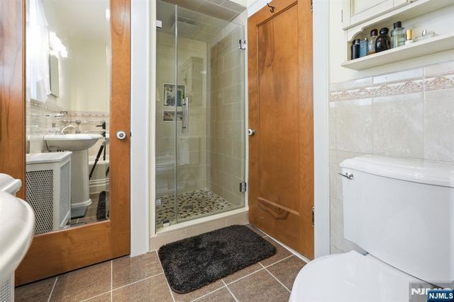 24 Synott Place, Newark, NJ 07106