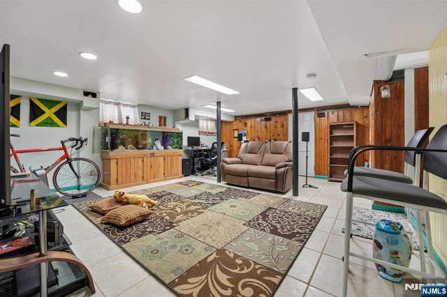 24 Synott Place, Newark, NJ 07106