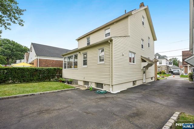 24 Synott Place, Newark, NJ 07106
