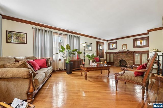 24 Synott Place, Newark, NJ 07106
