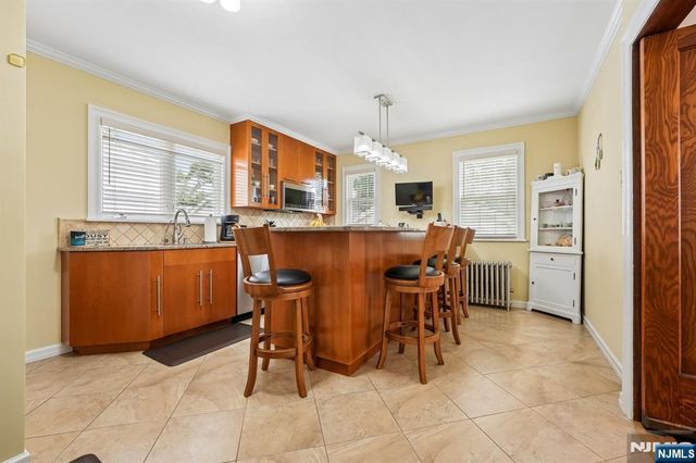 24 Synott Place, Newark, NJ 07106