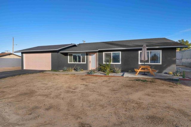 7137 Hanford Avenue, Yucca Valley, CA 92284