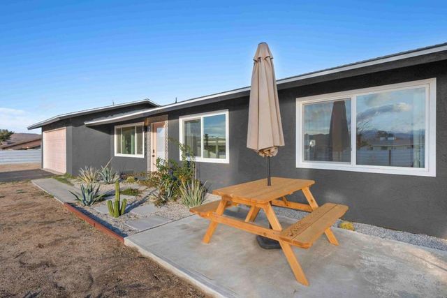 7137 Hanford Avenue, Yucca Valley, CA 92284