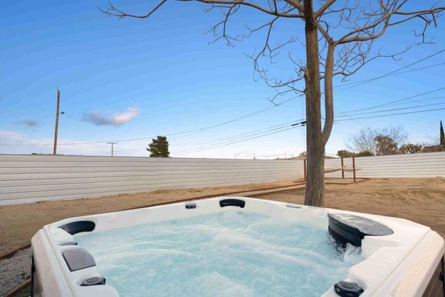7137 Hanford Avenue, Yucca Valley, CA 92284