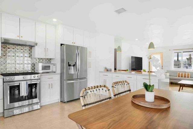 7137 Hanford Avenue, Yucca Valley, CA 92284