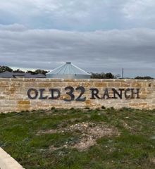 000 Windmill Ridge DR, Blanco, TX 78606