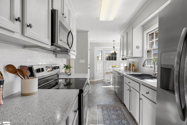 410 Swansgate Place, Greenville, SC 29605