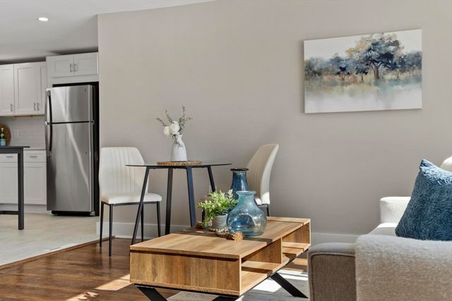 68 East St, Hanover, MA 02339