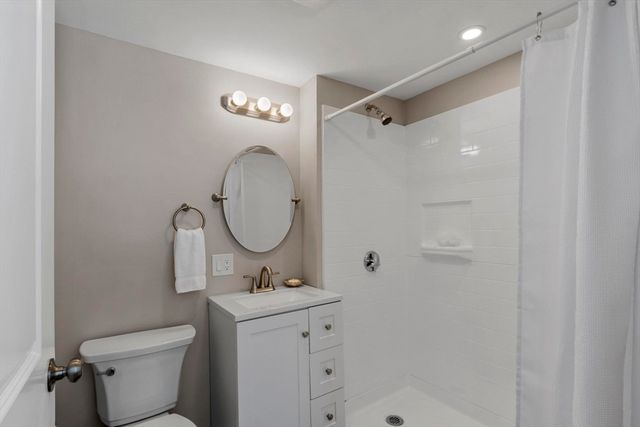 68 East St, Hanover, MA 02339