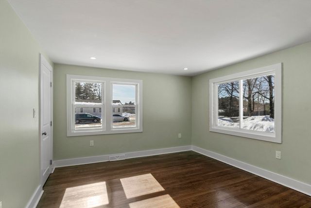 68 East St, Hanover, MA 02339