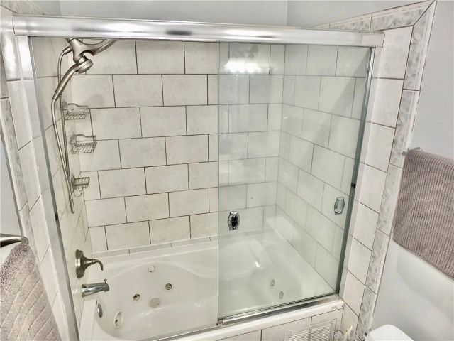 1655 Clark 124, Long Beach, CA 90815