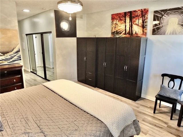 1655 Clark 124, Long Beach, CA 90815