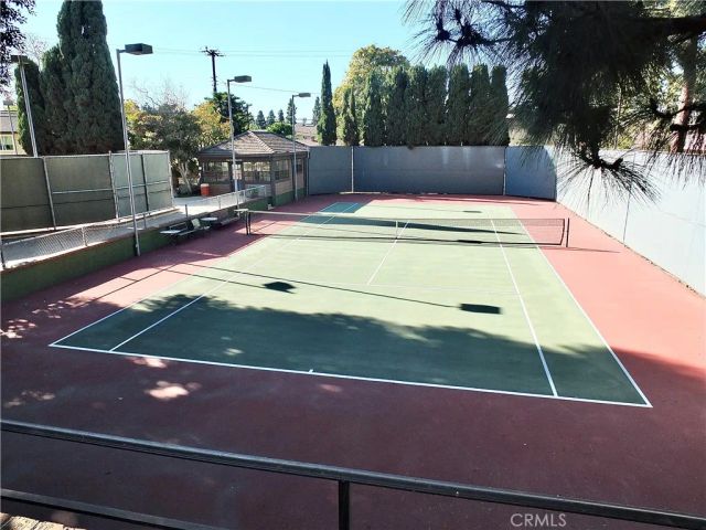 1655 Clark 124, Long Beach, CA 90815