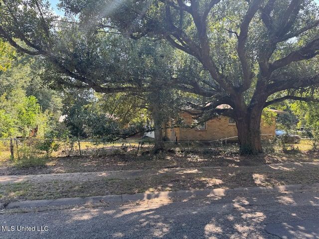 2020 41st Avenue, Gulfport, MS 39501