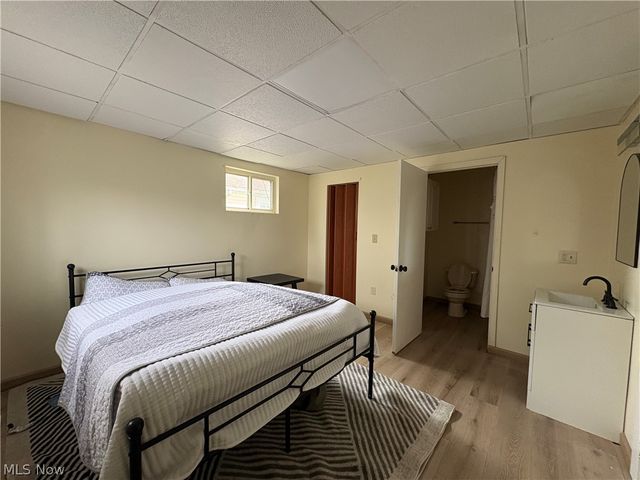 316 Bank Lane SE, New Philadelphia, OH 44663