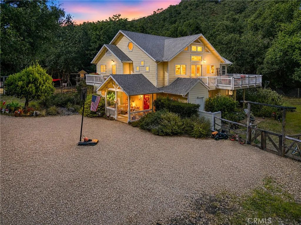 10435 Dover Canyon Road, Templeton, CA 93465