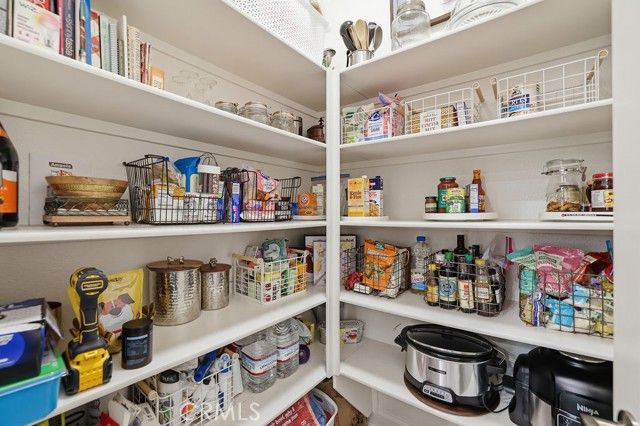 1616 Range Road, Oxnard, CA 93036