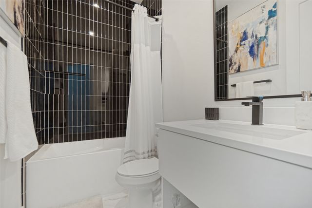 4301 Bowser Avenue 104, Dallas, TX 75219
