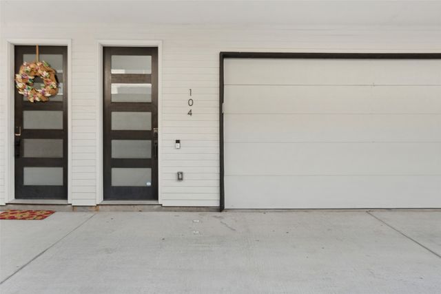 4301 Bowser Avenue 104, Dallas, TX 75219