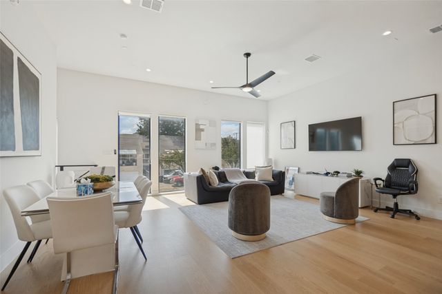 4301 Bowser Avenue 104, Dallas, TX 75219