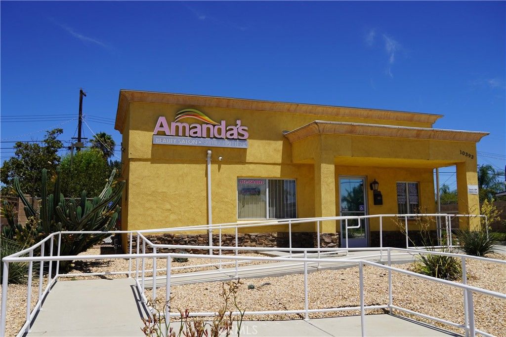 10393 Hole, Riverside, CA 92503 — exterior