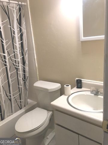 2830 Village Green Drive, Macon, GA 31206