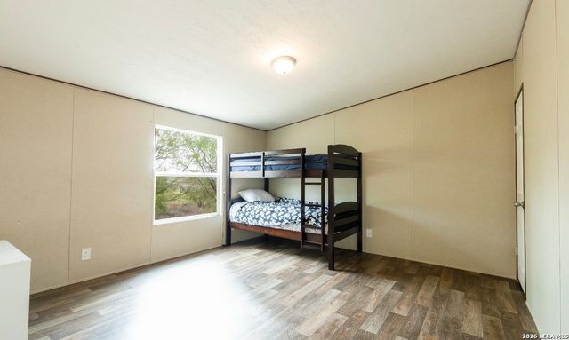 108 County Road 2638, Devine, TX 78016