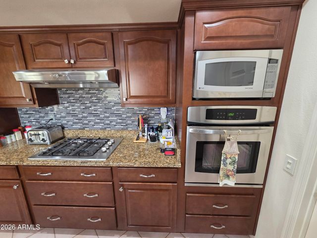 13502 W SKY HAWK Drive, Sun City West, AZ 85375