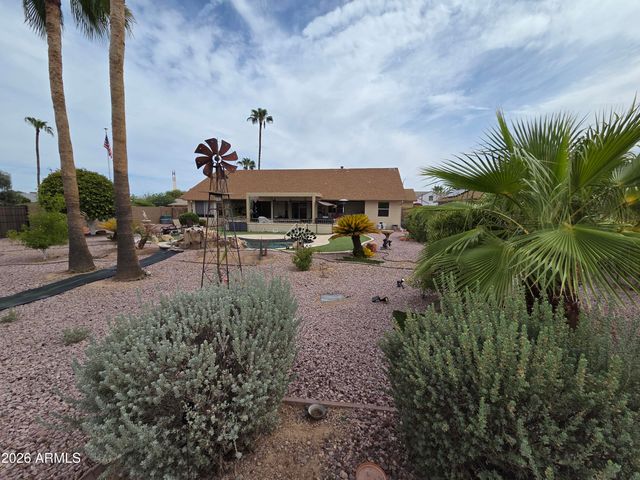 13502 W SKY HAWK Drive, Sun City West, AZ 85375