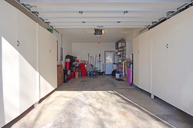 398 West Avenue, Plain City, OH 43064