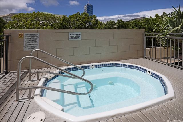 1717 Ala Wai Boulevard 2108, Honolulu, HI 96815