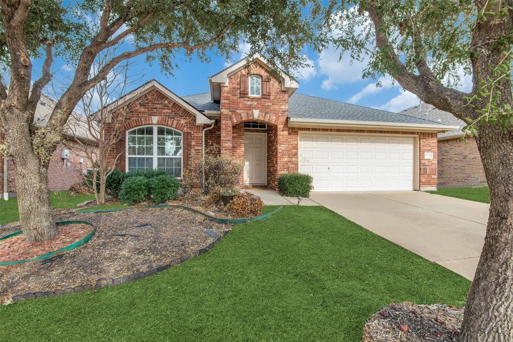 2849 Evening Mist Drive, Little Elm, TX 75068