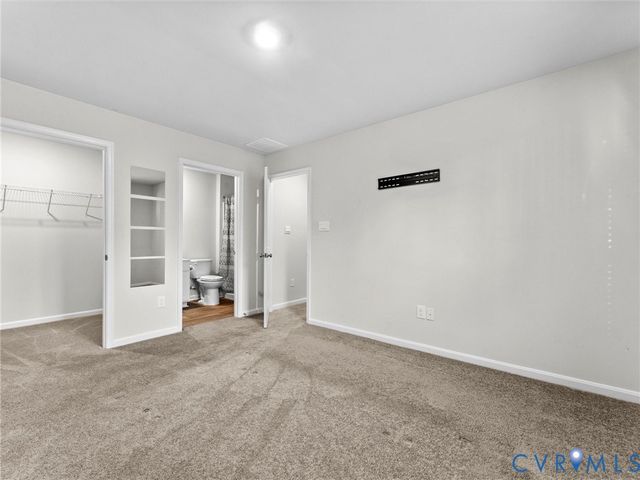 3605 Roselawn Ter, Hopewell, VA 23860