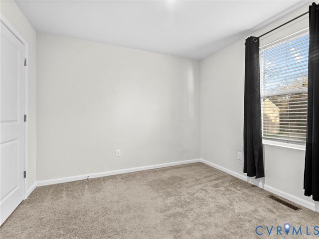 3605 Roselawn Ter, Hopewell, VA 23860