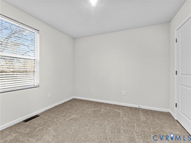 3605 Roselawn Ter, Hopewell, VA 23860